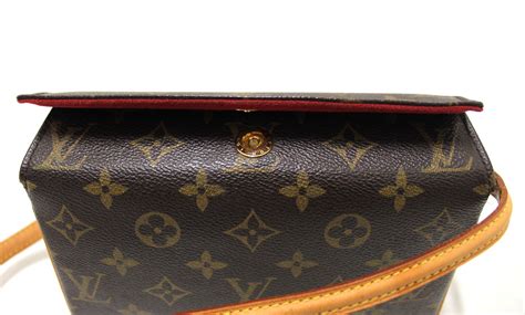 LOUIS VUITTON Monogram Recital Bag Review! 